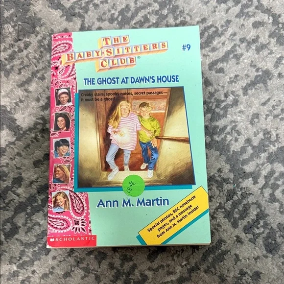 Scholastic The Baby-Sitters Club Book - Blue and Red Cover - Picture 1 of 1